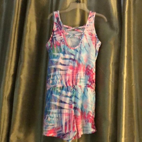 Girl’s Summer Romper - Picture 2 of 2